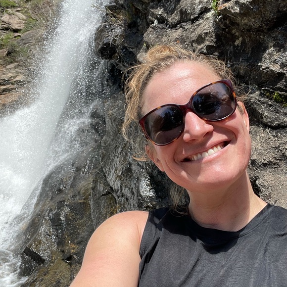 Meet your Posher, Shannon - Picture 1 of 1